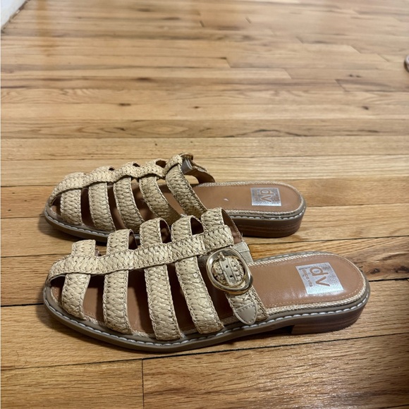 DV by Dolce Vita Beige Woven Mules - Picture 3 of 4